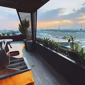 https://apt-estudio-luxury-zona-13-aeropuerto.guatemalaantiguahotels.com